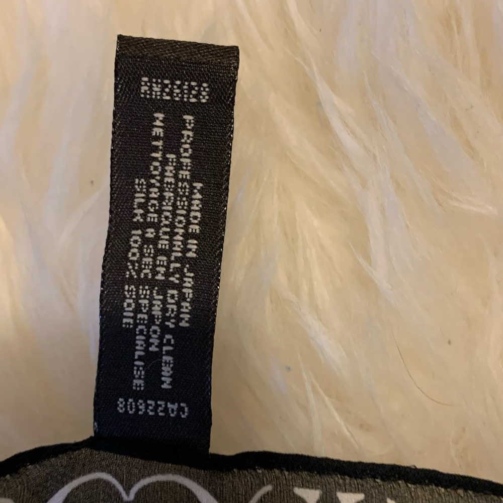 Coach Scarf - Picture 3 of 3